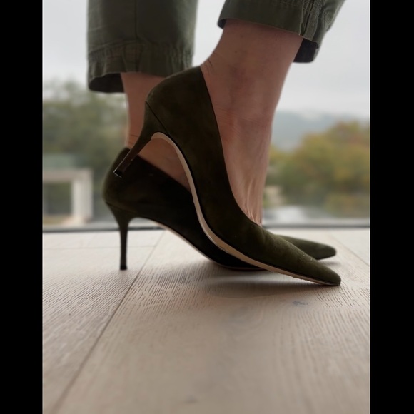 Shelter In Pace Pump – Sage Suede Heels, New in Box - Picture 5 of 13